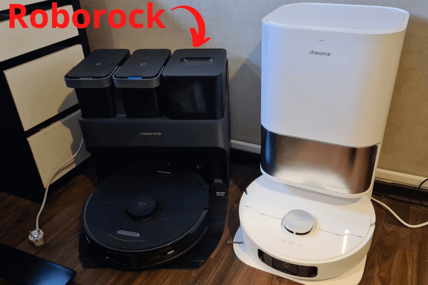 Dreame L10s Ultra und Roborock S7 MaxV stehen nebeneinander.